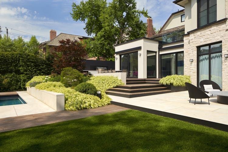 多伦多现代简约别墅庭院设计实景图片欣赏-成都一方园林绿化公司