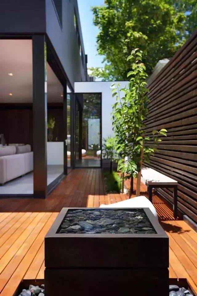 100多平现代风别墅庭院设计实景图片案例-成都一方园林绿化公司-1