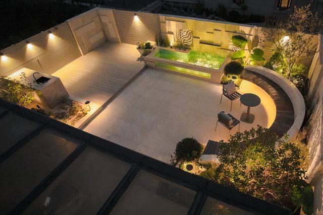 70平现代简约庭院花园设计实景图-成都一方园林设计